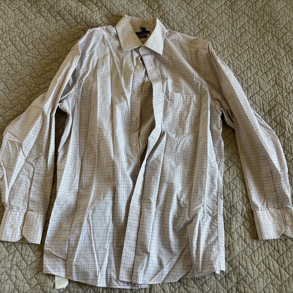 Men’s Van Heusen Dress Shirt Size 32-33 15 1/2